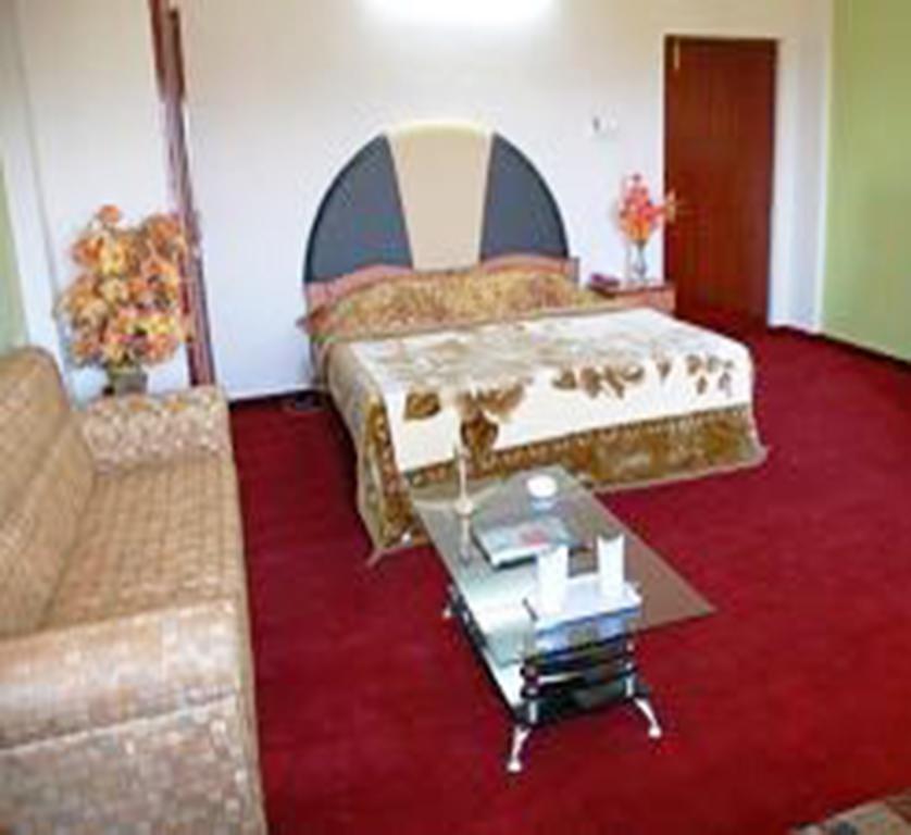 Hotel Rajshree פושקאר מראה חיצוני תמונה